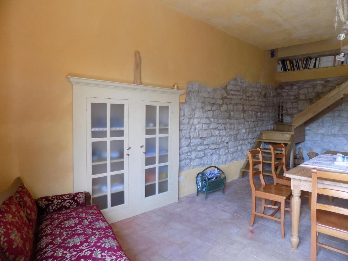 Due Archi Bed & Breakfast SantʼAmbrogio di Valpolicella Oda fotoğraf